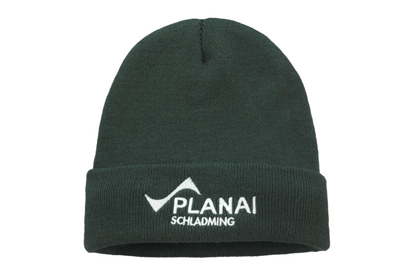 Green Planai Schladming beanie with stitched logo | © Planai-Hochwurzen-Bahnen GmbH